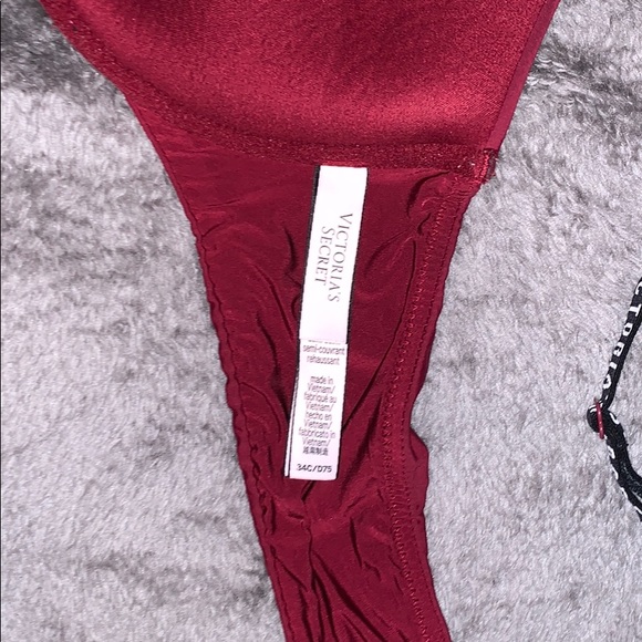 Front clasp maroon red Victoria’s Secret bra - Picture 4 of 4